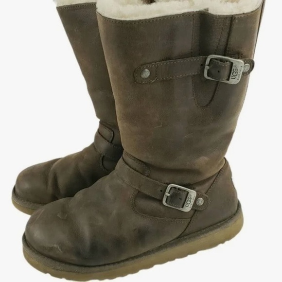 UGG AUSTRALIA KENSINGTON BROWN SHEEPSKIN LEATHER SIDE ZIP BUCKLE BOOTS, SIZE 5. - Picture 1 of 10